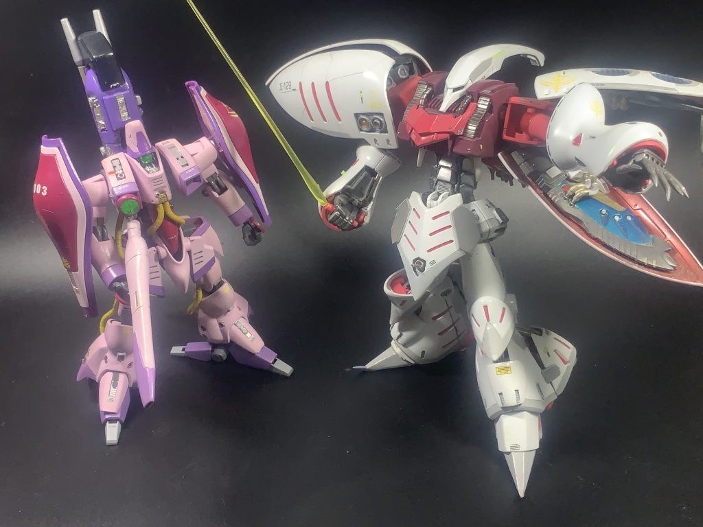 夢のツーショット。このキュベレイは以前作ったものです。(zaku-kao4)