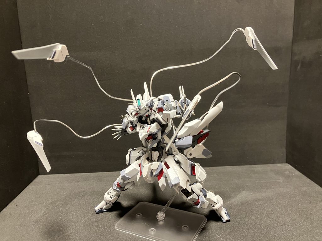 ガンダムエアリアル・サバト–4枚目/制作者：マングース