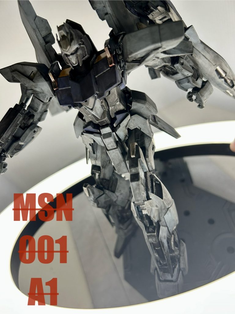 死ぬほどかっこいいです😇色彩は原色のままに、ワンポイント塗装で。