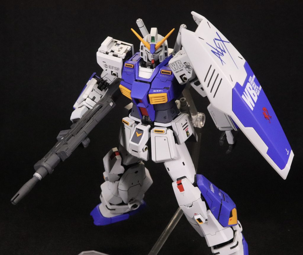 シールドにもマグネット入れているので、手持ちでも直付けでもどちらもできます。