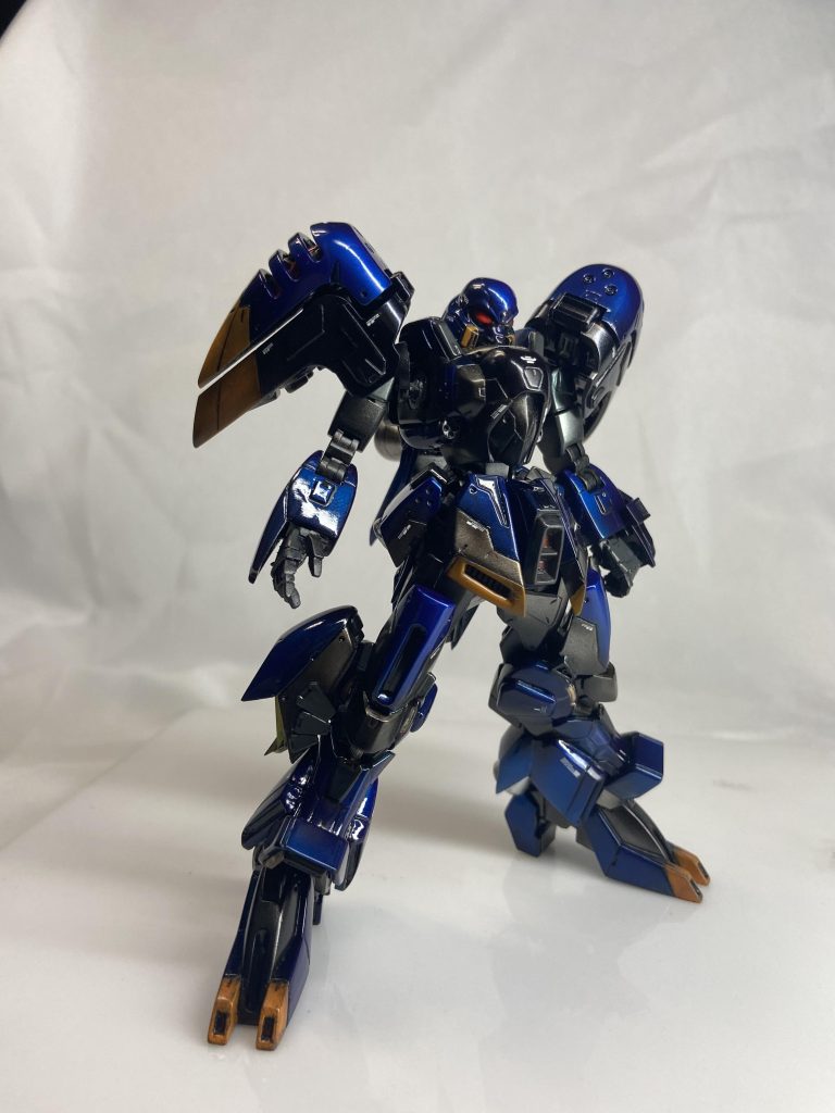 以上、妄想でした。Vガンダムのゾロアットを改造してみました。Vガンダムという作品とゾロアットは自分にとって思い入れが強いので力が入りました。子供のころ友達が作ったゾロアットのカラーリング変更がカッコ良くて自分も作ってみました。しかし、なかなか上手くいかず悔しい思いをしました。今回はその時の自分へのリベンジのつもりで作りました。長年の夢が交わる!!