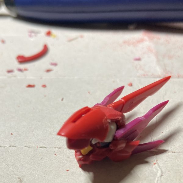 また意味のわからないモノを作ろうと思います。ダリルバルデの頭が黒騎士的なモノに見えたのでとりあえず作ってみます😅完全ノープランの遊びです。最近普通に作ってないです😭悪いクセです（2枚目）