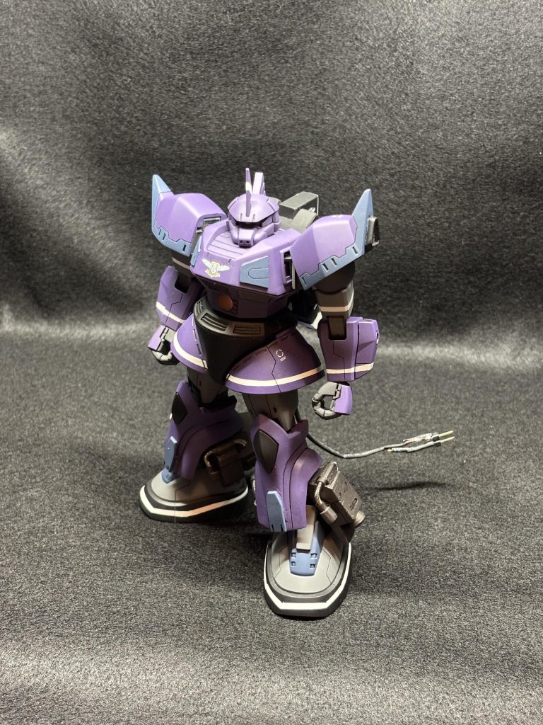 正面消灯時。マルコシアス隊のデカールがあって良かった。