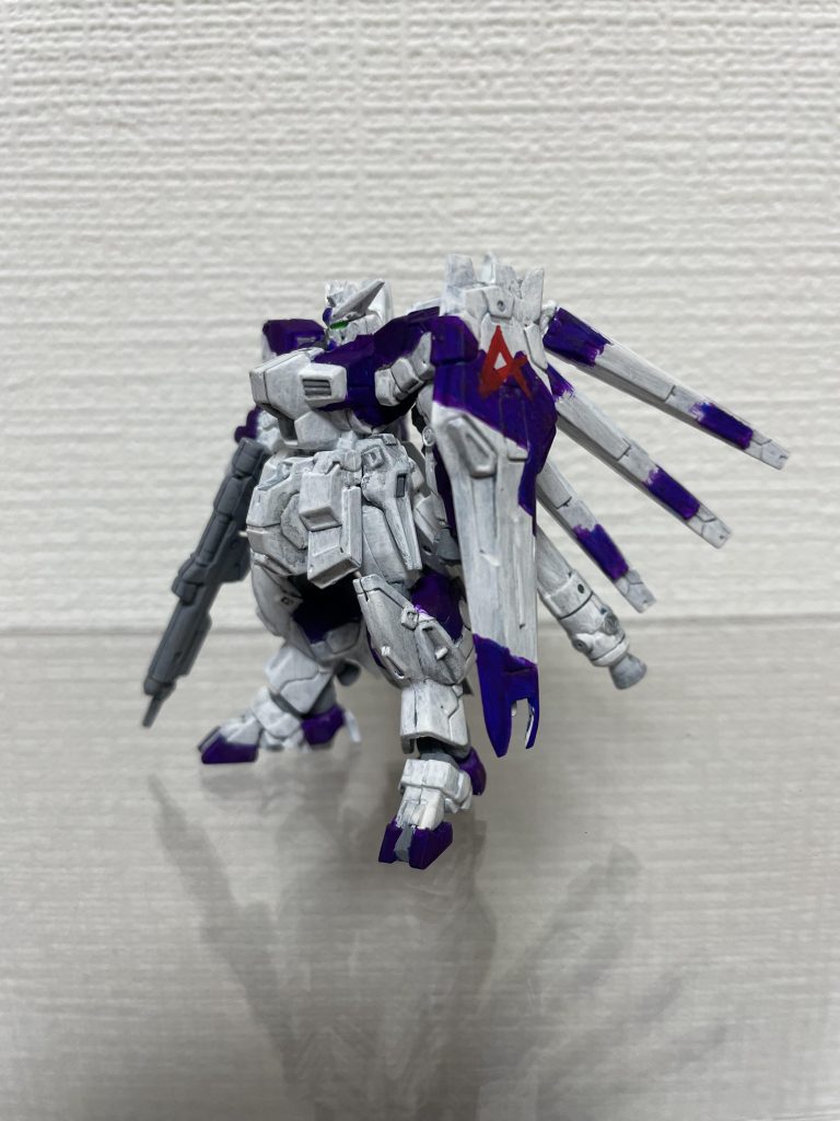 子供たちの夏休み工作用に買った塗料がガンプラにも使えそうだったので、実験。