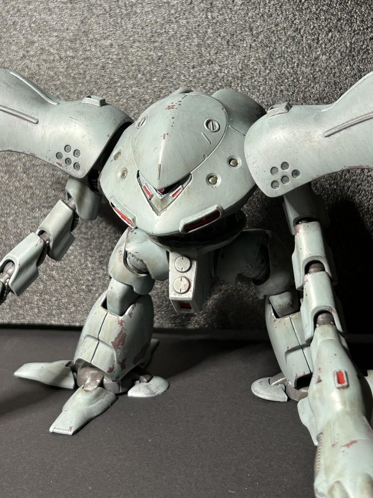 いっぱい汚したくなるのをぐっと我慢しながら🤣　汚れがつきそうな箇所を落ち着いて考えながらウェザリングしました✨