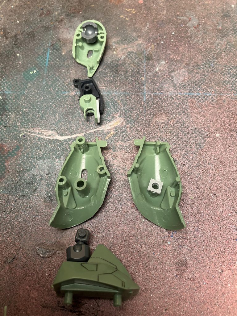 足回りの改造。ポリキャップ関節をFGに変更