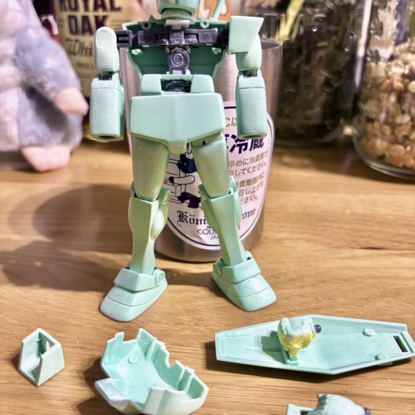 関節 画像 貼っておきます。制作の参考にどうぞ！😌⚫︎ ガンダムビルドダイバーズオプションパーツセット使用（ ボールデンアームズ 等 ）膝の二重関節　以外全ての関節に使用しました。（3枚目）