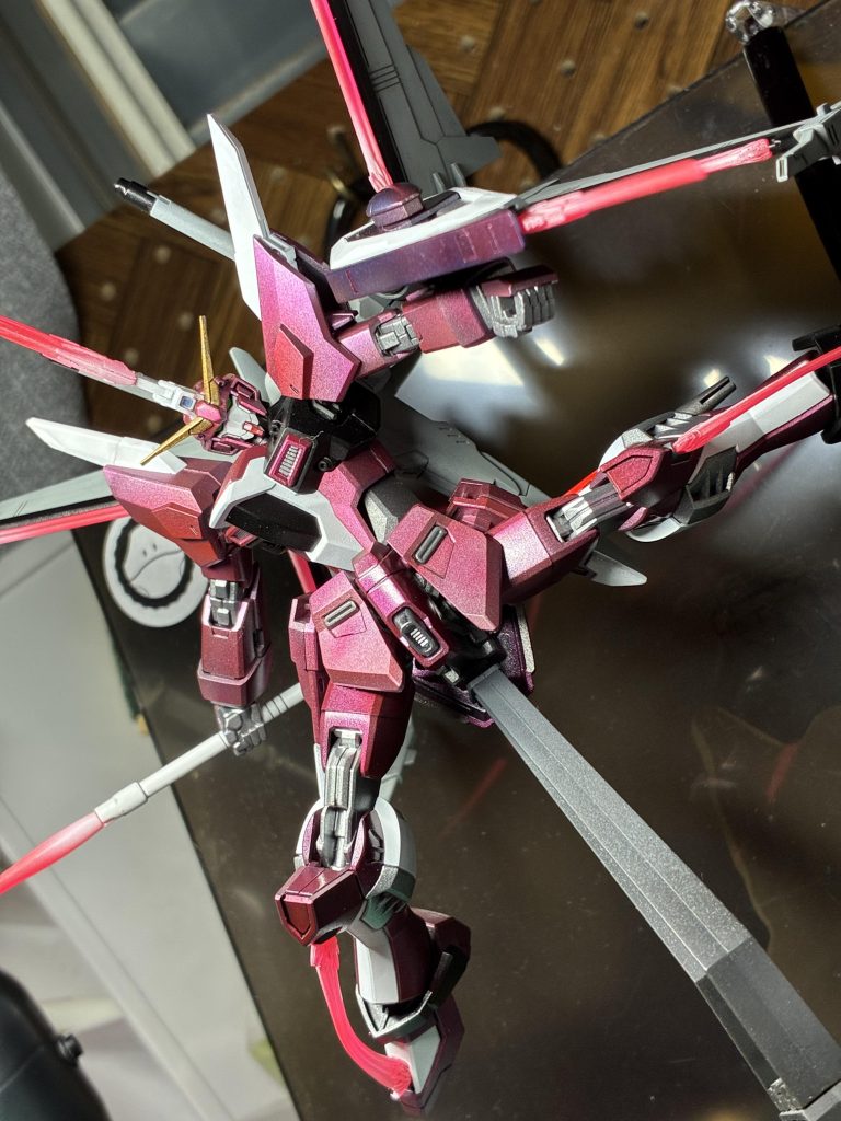 ビームエフェクトも初めて塗りました。もうちょい薄め液減らしてもよかったかな。