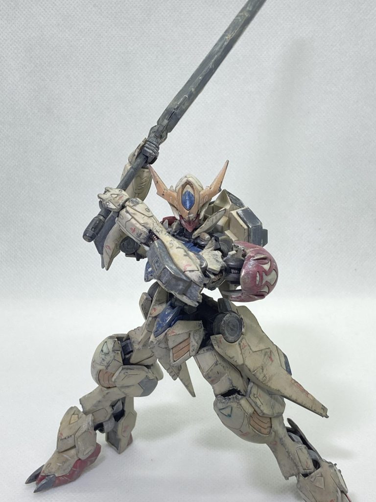 このポージング大変だった。。。