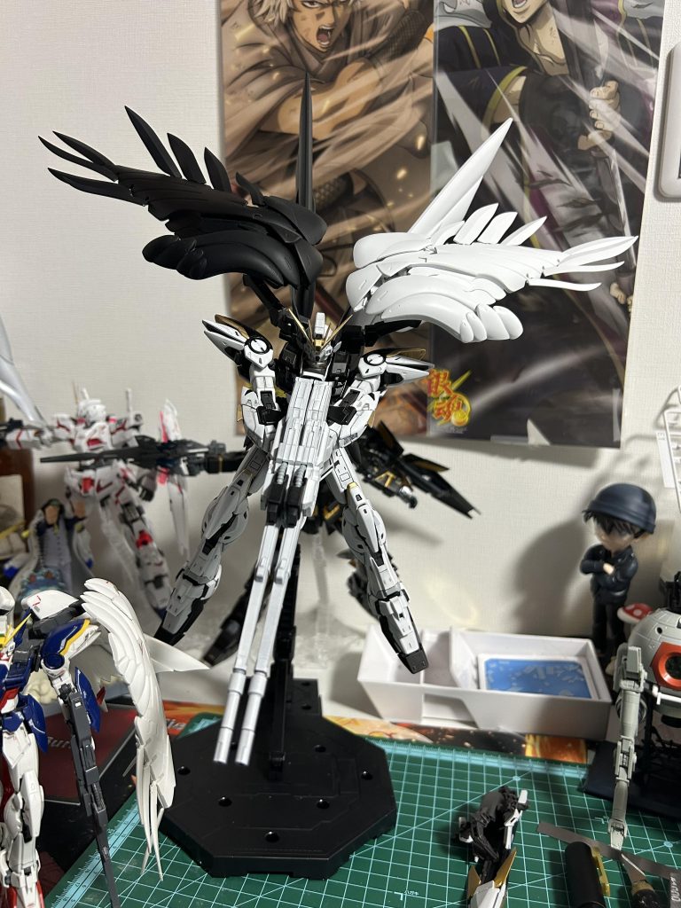 ウイングゼロと言ったらのポージング