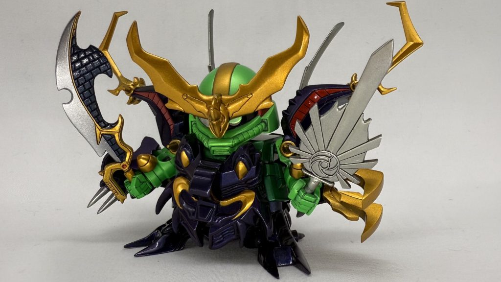 専用の武器は付属しないため、闇皇帝より“黒星剣“を、闇将軍より“暗黒剣“を拝借。