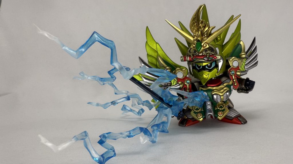 必殺技「千貫雷撃斬!!」