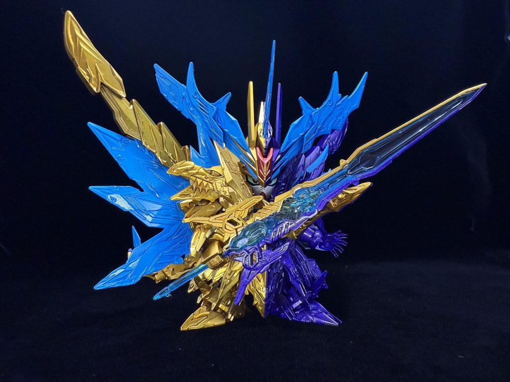 アクション。関節はいじっていないため、ポージングの自由度はあまり高くないです。