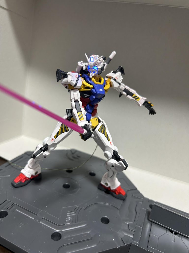 適当に何枚かポージング撮らせてみました