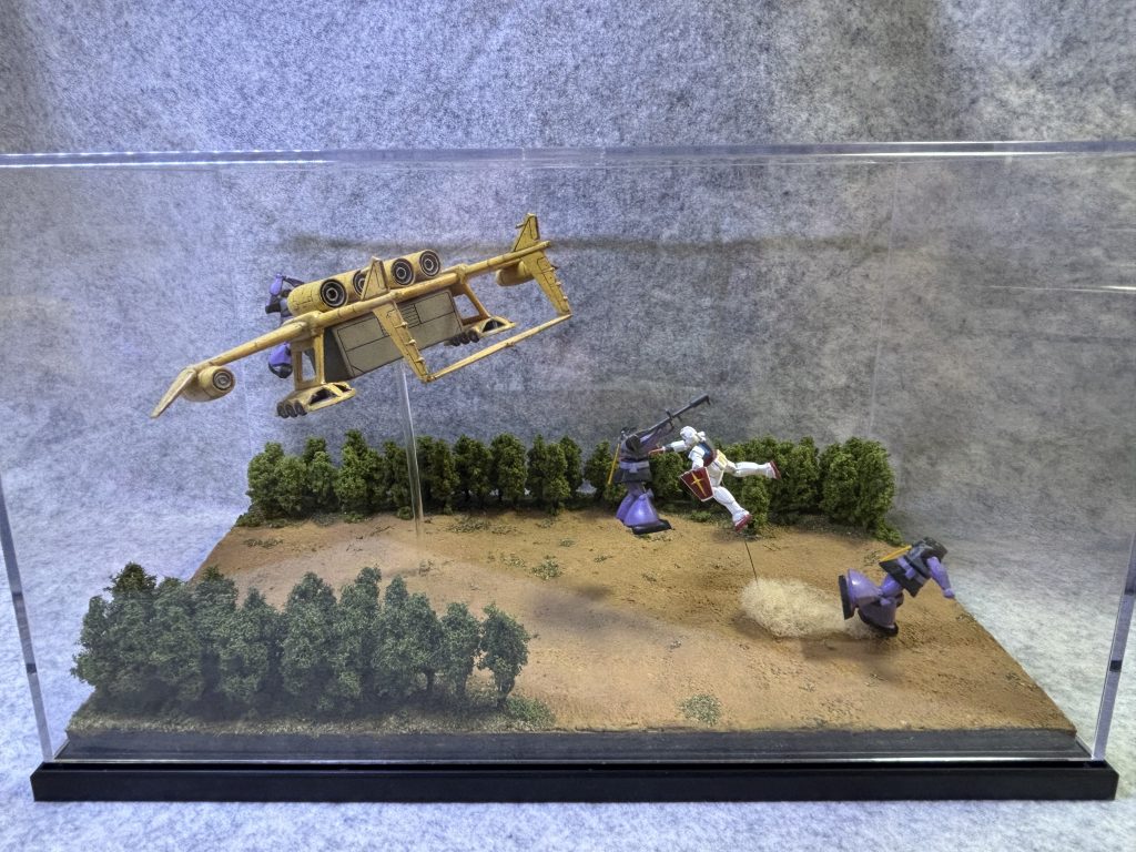 MSは切り刻んで、それらしくポージング🛠️塗装はご覧のようにそれなりですが😂ケースに収めたので、これで安心して飾れます✨最後までご覧いただきありがとうございました😊