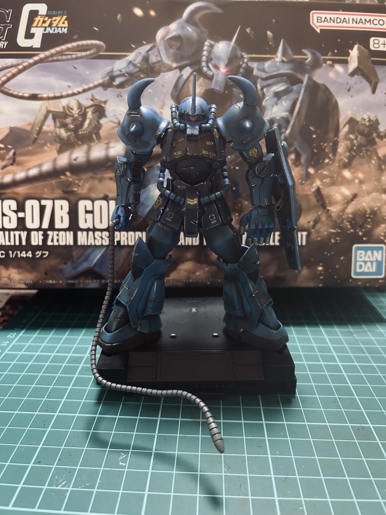 なんやかんや正面ですやっぱりがっしりした無骨な感じがかっこいいですねつい胸を張って体をアピールするポージングをしたくなります武装した状態ももちろんかっこいいんですが、仁王立ちのかっこよさには敵いませんでした^^