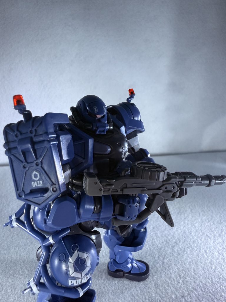 軍警ザク