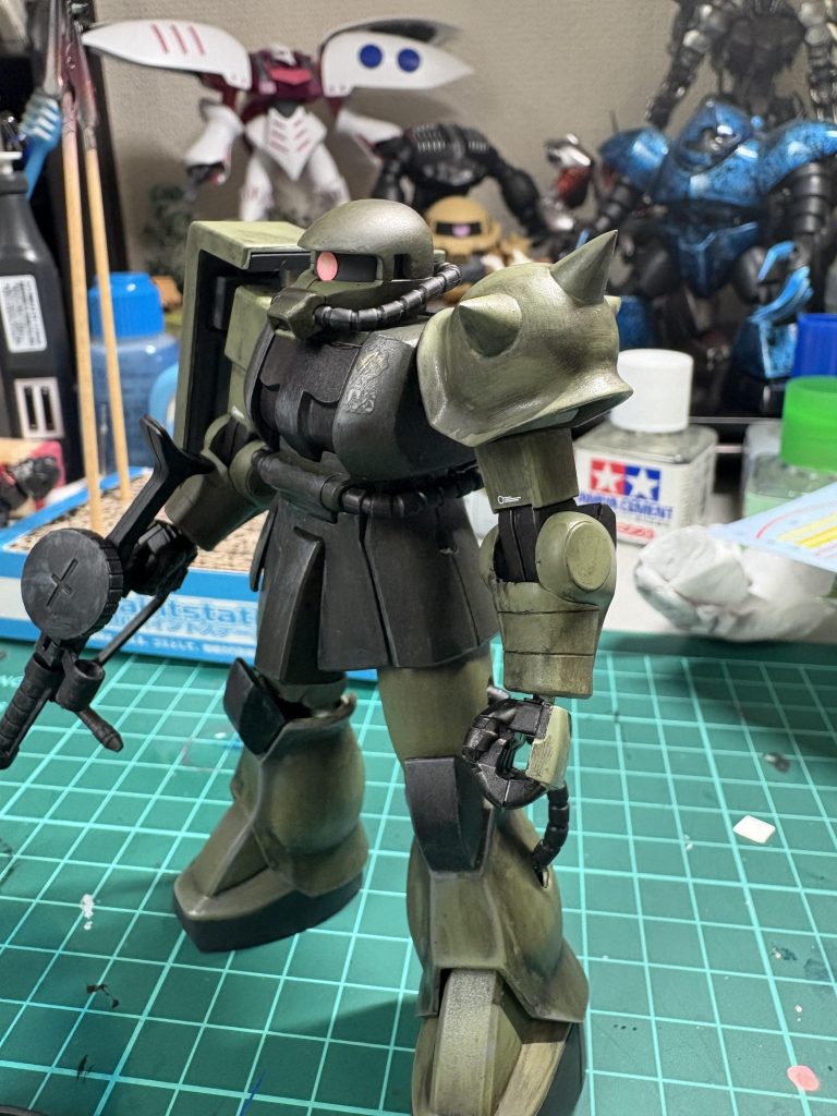 ザク2–3枚目/制作者：マ・シュー