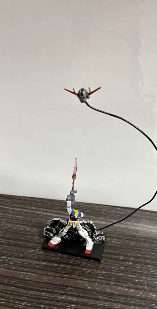 一日中プラ棒炙ってコレ。全然届かん…ライター擦りすぎて親指痛いよ