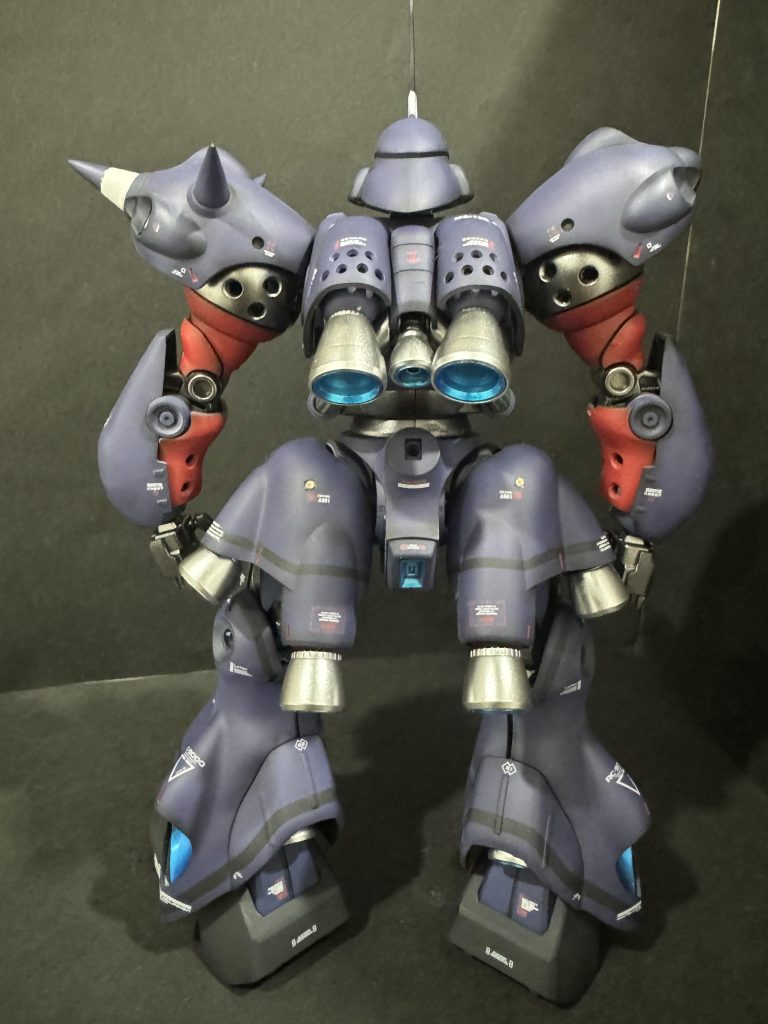 バックショット裏ももは分割線を変更して合わせ目を消しました。