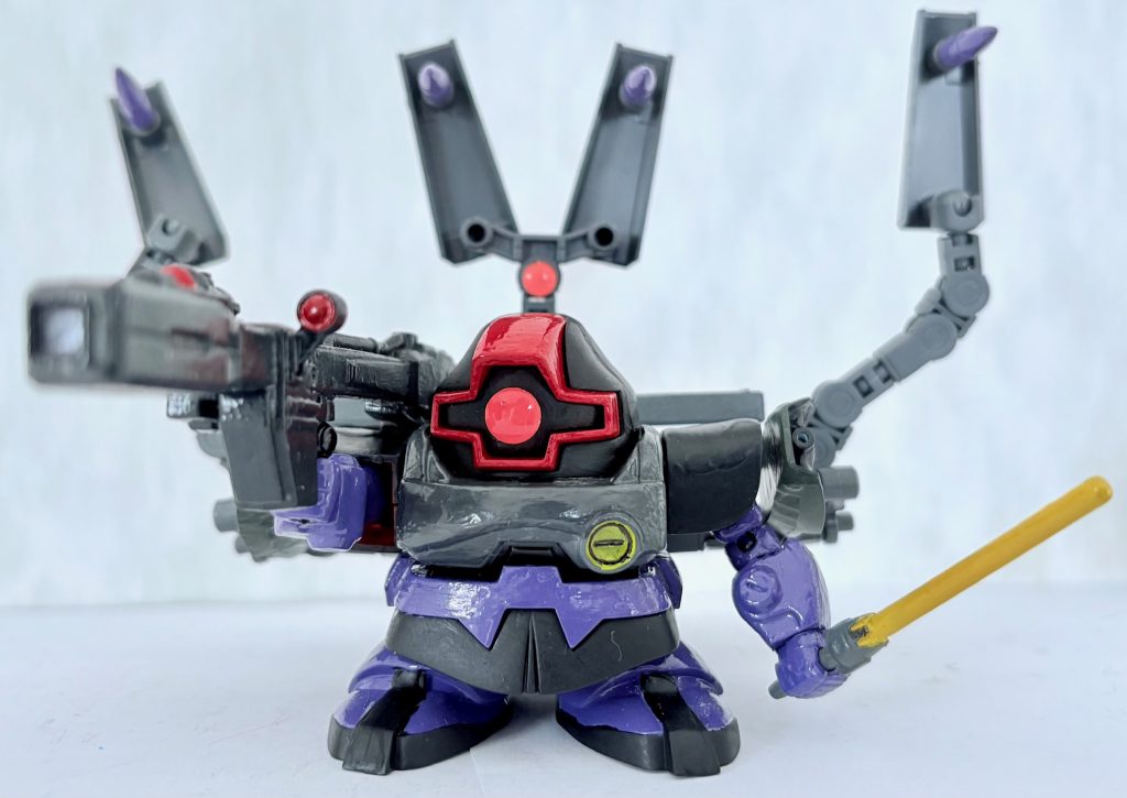 体系と色合い的にもキケロガとかなりマッチしており、やはりドムのキットにハズレはないのである。このキットはプロトタイプドムやドワッジにも改造できる可能性を秘めているので、また見つけたら試してみたい。