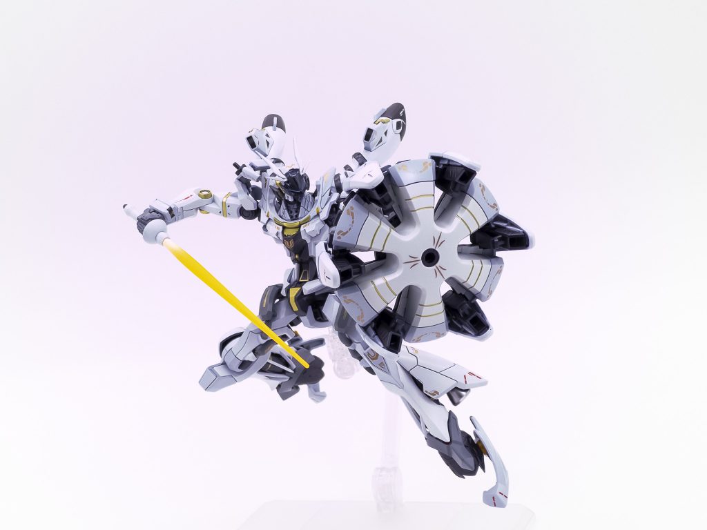 シールドから機雷を発射