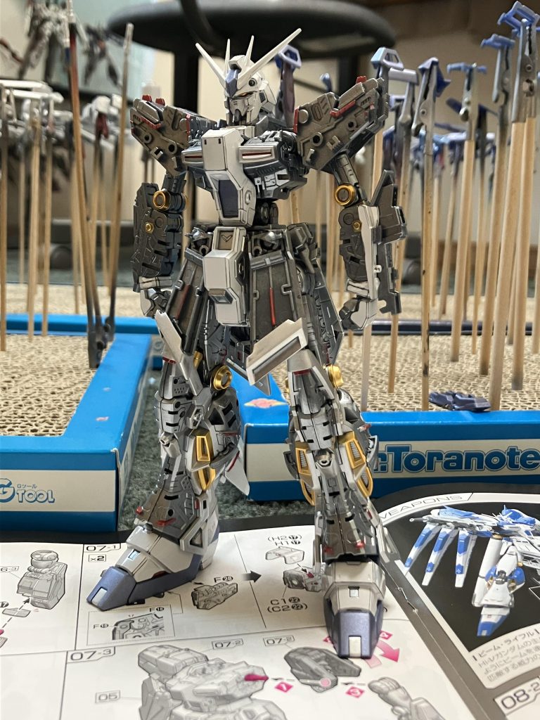 フレーム+αだけ組んだ姿です