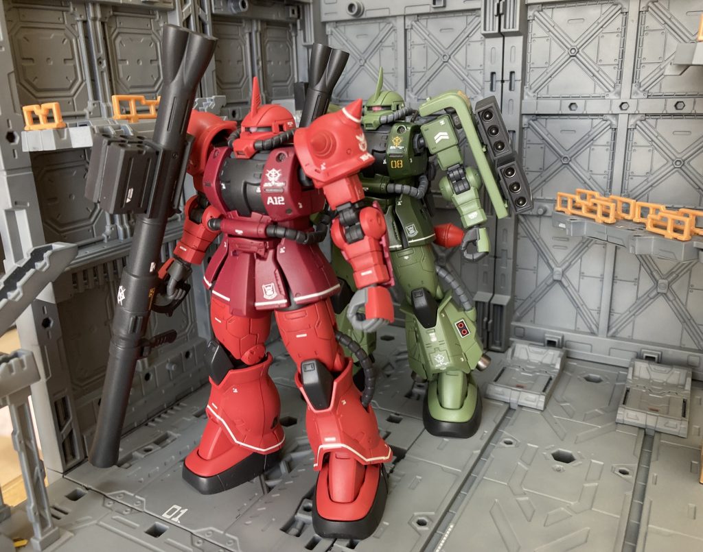 高機動型ザクⅡ 量産型カラーの小隊長機｜241さんのガンプラ作品