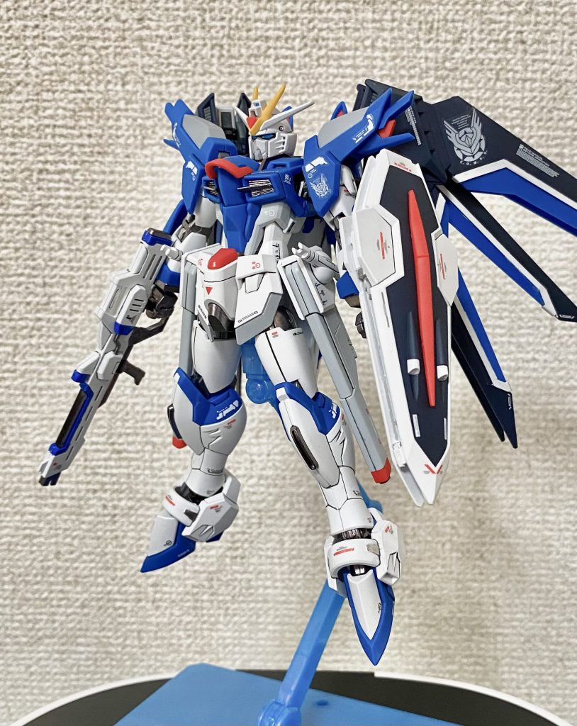 浮きそのままお部屋の壁で撮りましたが悪くないですね。