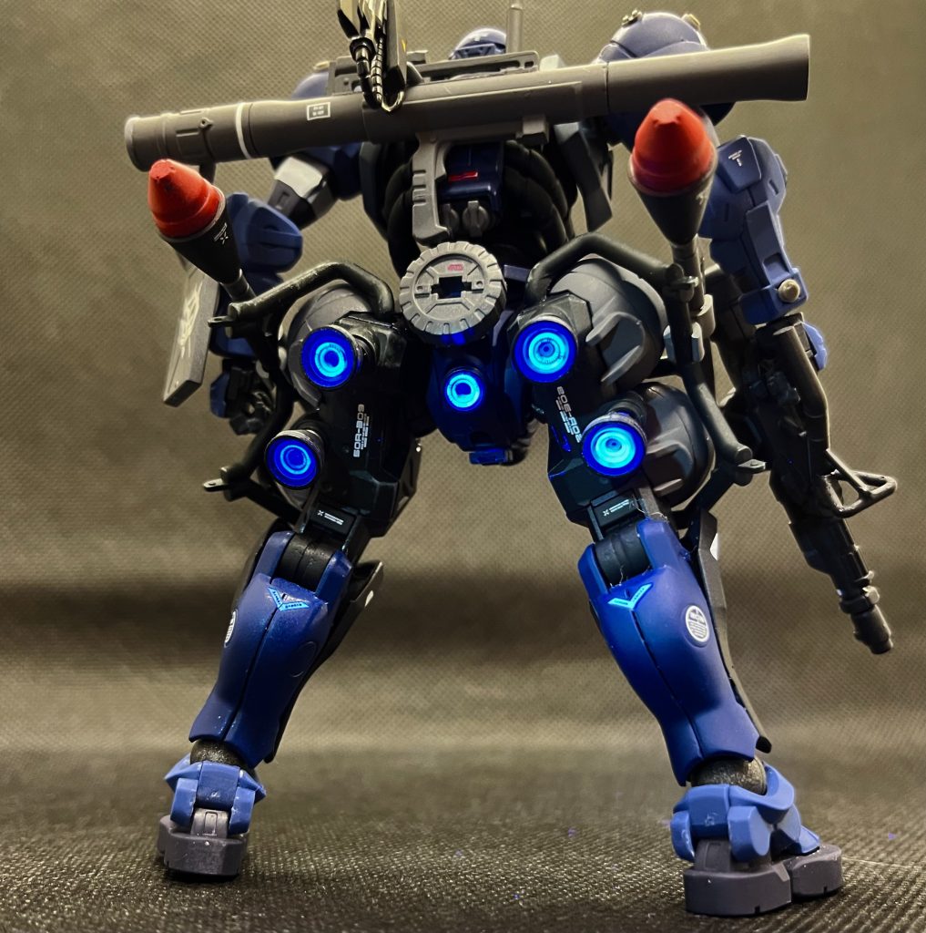 HG 軍警ザク (電飾)