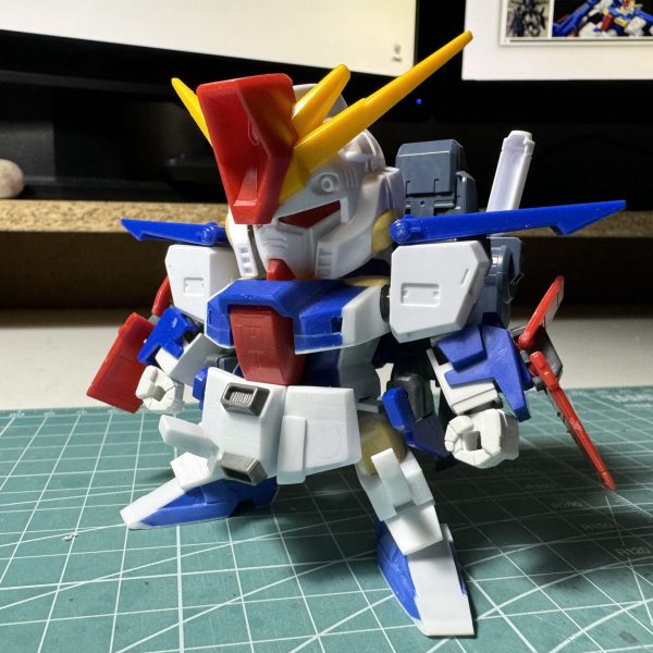 BB戦士のZZガンダムを改修してますこれから微調整しながら仕上げをします（3枚目）