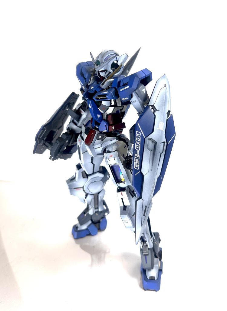 バンダイさんから2.0が発売されることを期待して、ver1.5と言ったところでしょうか脚部はナドレをベースに使用大腿部のコードの見える範囲が広がり見栄えが良くなりました。