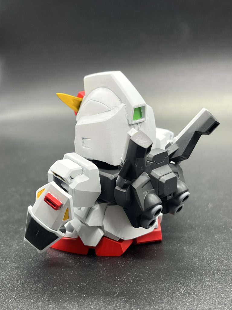 バックパックはにくぬき穴を埋めただけ。