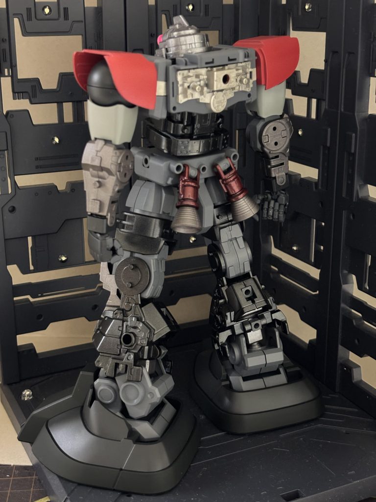 内部フレームバック脚部ロケットエンジンは外装設置とした為、設置してません。