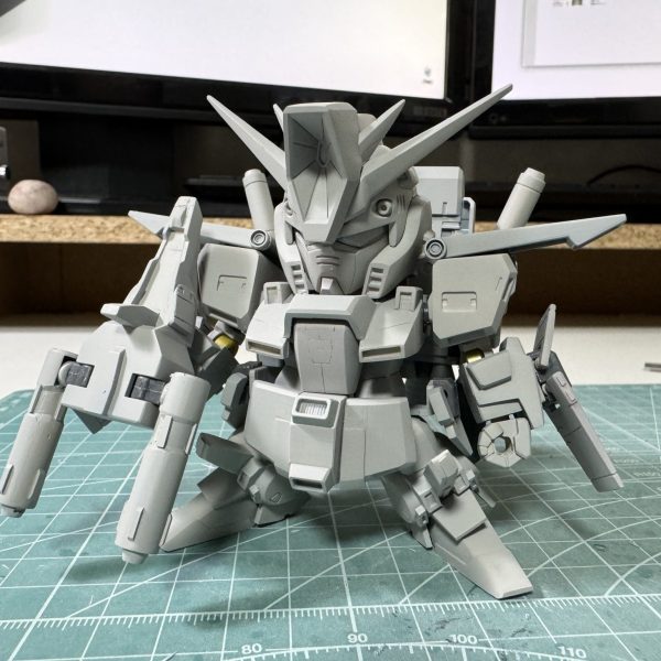 BB戦士のZZガンダムを改修してますこれから微調整しながら仕上げをします（1枚目）