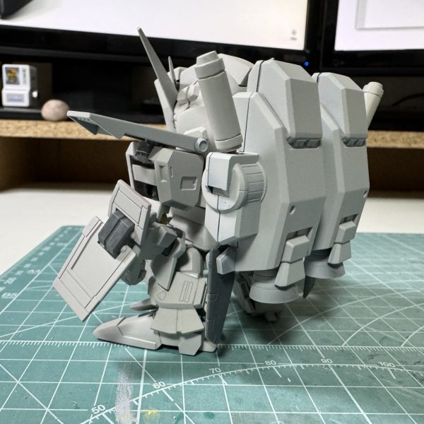 BB戦士のZZガンダムを改修してますこれから微調整しながら仕上げをします（4枚目）