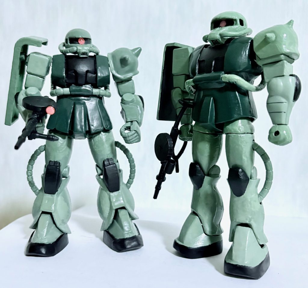 以前作ったFGザクと比較すると造形は非常にゆるいのだが、可動面では旧キットの方がよく動き、愛着が湧いてくるなぁ。