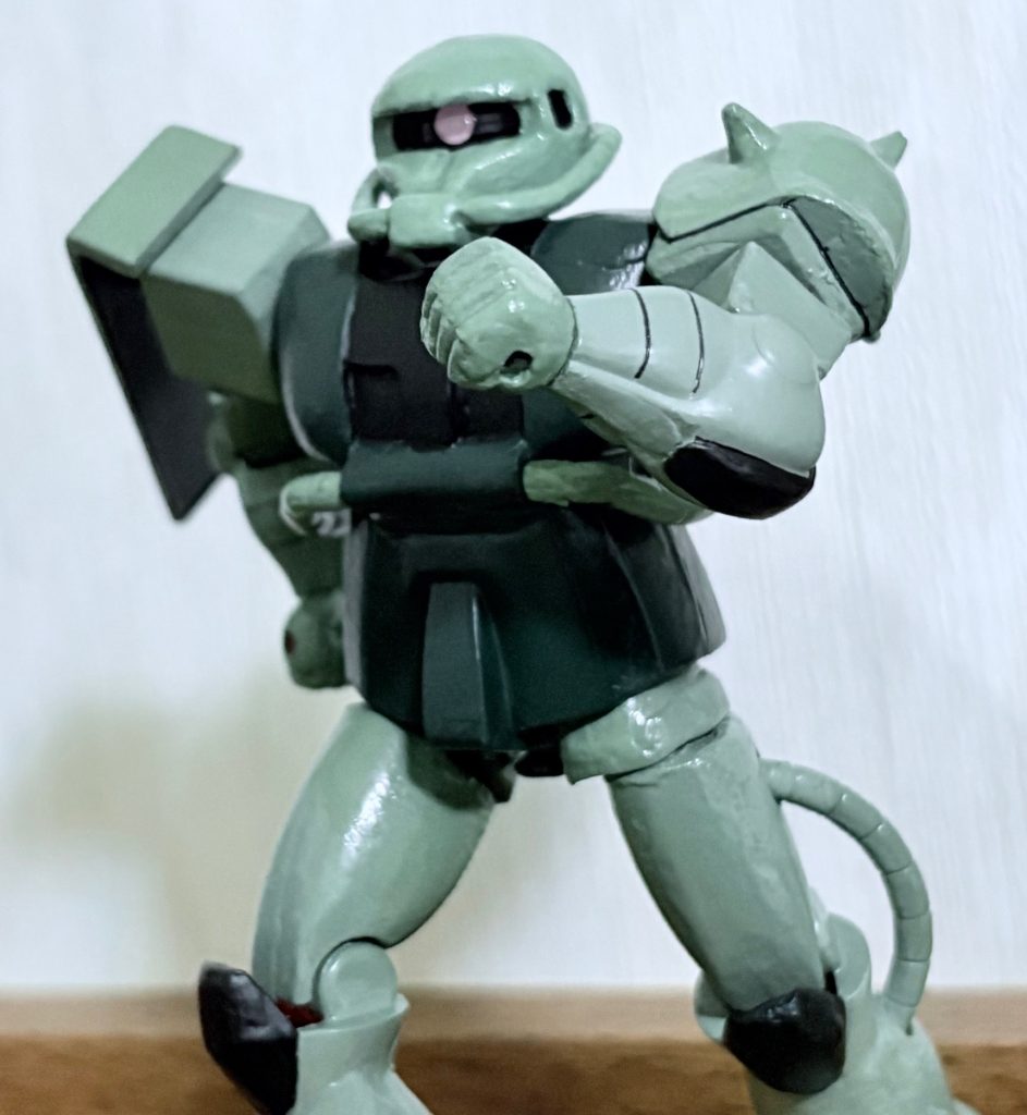 しかしこれもアングルを変えると、アスリート(zaku-kao6)の走りになるのだ。