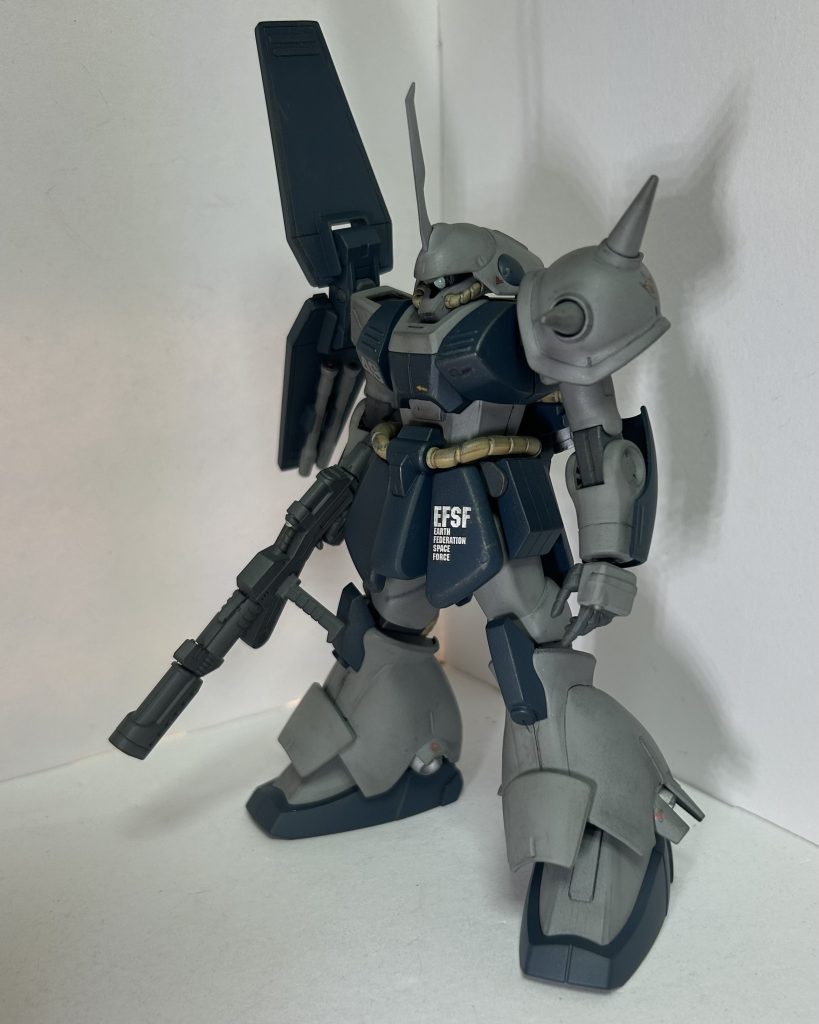 まず、あなたはこう思うはずーーそもそも連邦にマラサイは納入されて無いだろ？と。その設定は正しい、が、こうも唱えてほしい。『おのれアナハイムめ！』と。さすれば幾分か溜飲が下がるだろう……たぶん。という事で今回はドミンゴならぬ、マラサイです。マラサイ……めっちゃ好きなんですよね……。マラサイがザクかどうかは別として、ザク顔の中で一番好き……。好きになった理由は大体エゥティタのヒストリーモード(？)のジェリド編の所為。(たしか)最初の方に配備されて長い間運用してた所為でめっちゃ愛着がわいたためなのです。