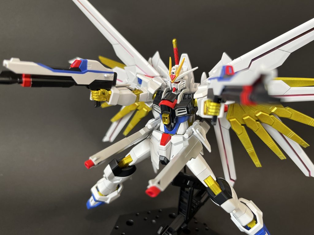 一斉射撃ポーズ。