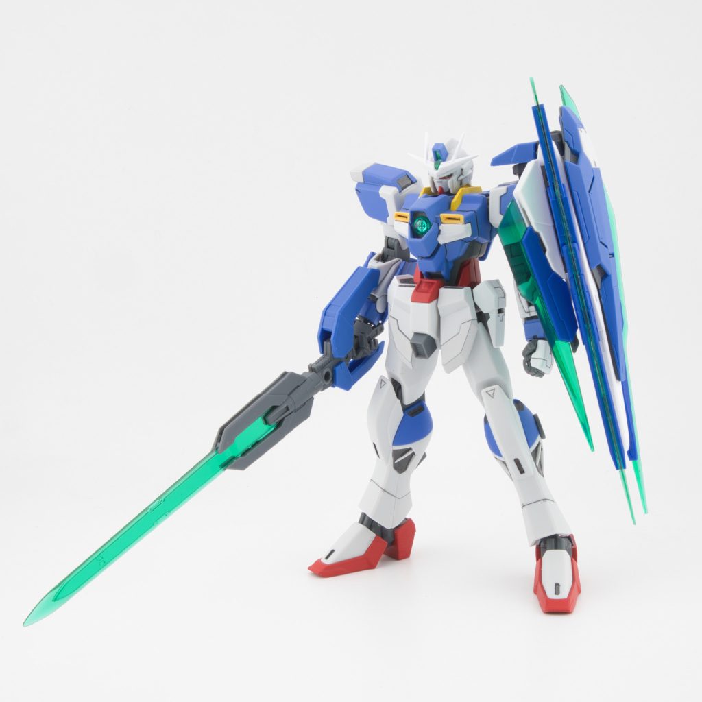 HGインパルスガンダムアルクをベースにRGクアンタのパーツを付けてます。