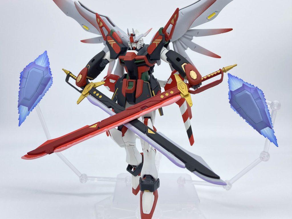 刀身部分は刃文ぽく塗装。