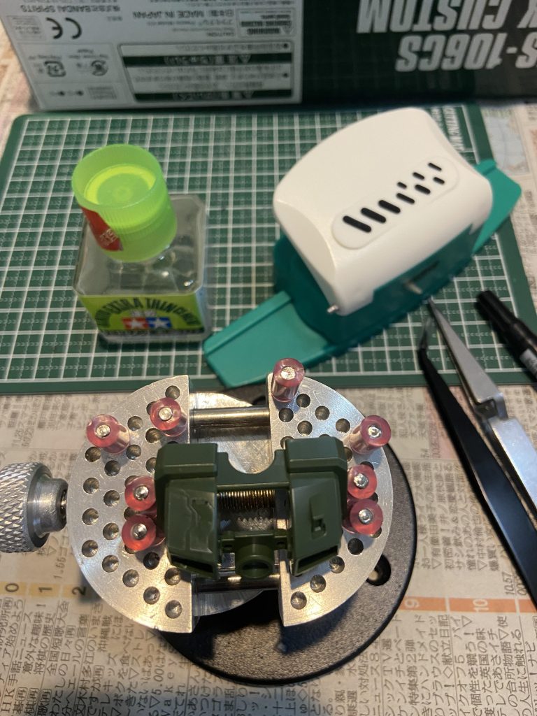 暑くって進みゃーしない😅1時間作業して、一週間休む…みたいな🫠