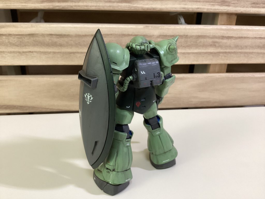 MS−07B グフ(テッド・フリックマン伍長機)–4枚目/制作者：紅い水性