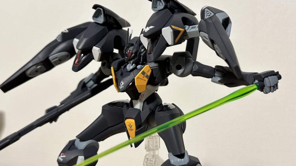 ポーズはこれで。バックパックがやっぱりかっこいい。アーマードコア感とガンダムの融合！