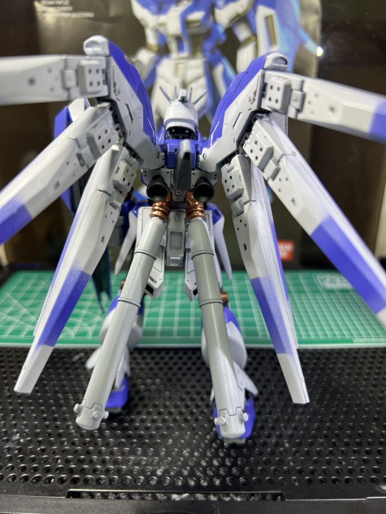 HG Hi-νガンダム–4枚目/制作者：yohacky