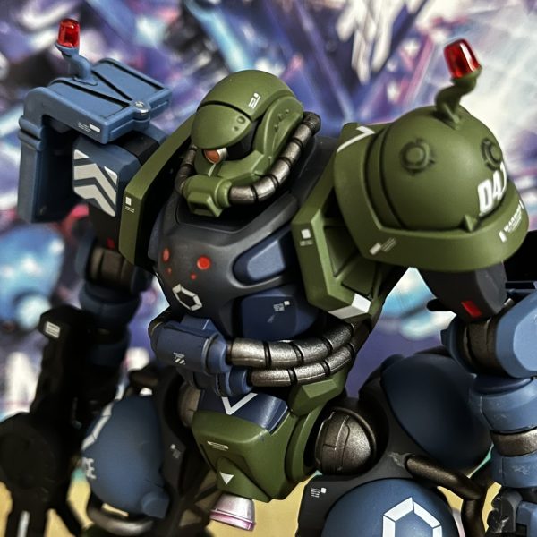 旧ザク風？軍警ザク