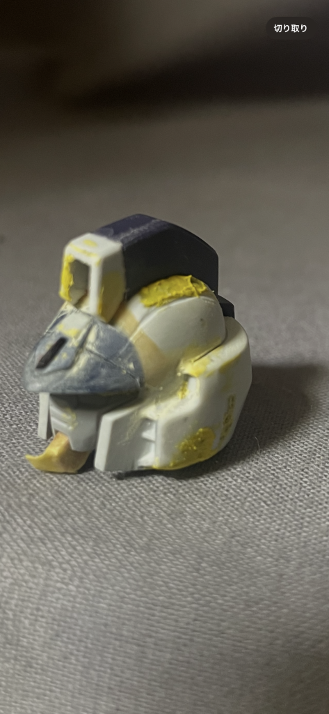 頭ですが、ヘイズルの頭にマーク2のひさし部分を強引にくっつけて製作(笑)