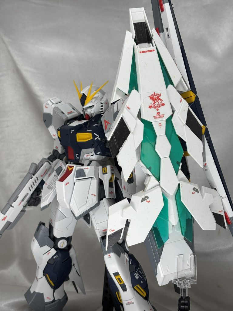 盾は当然展開可能。ロングレンジフィンファンネルじゃなくこっちの未来も十分考えられる装備ですよね。