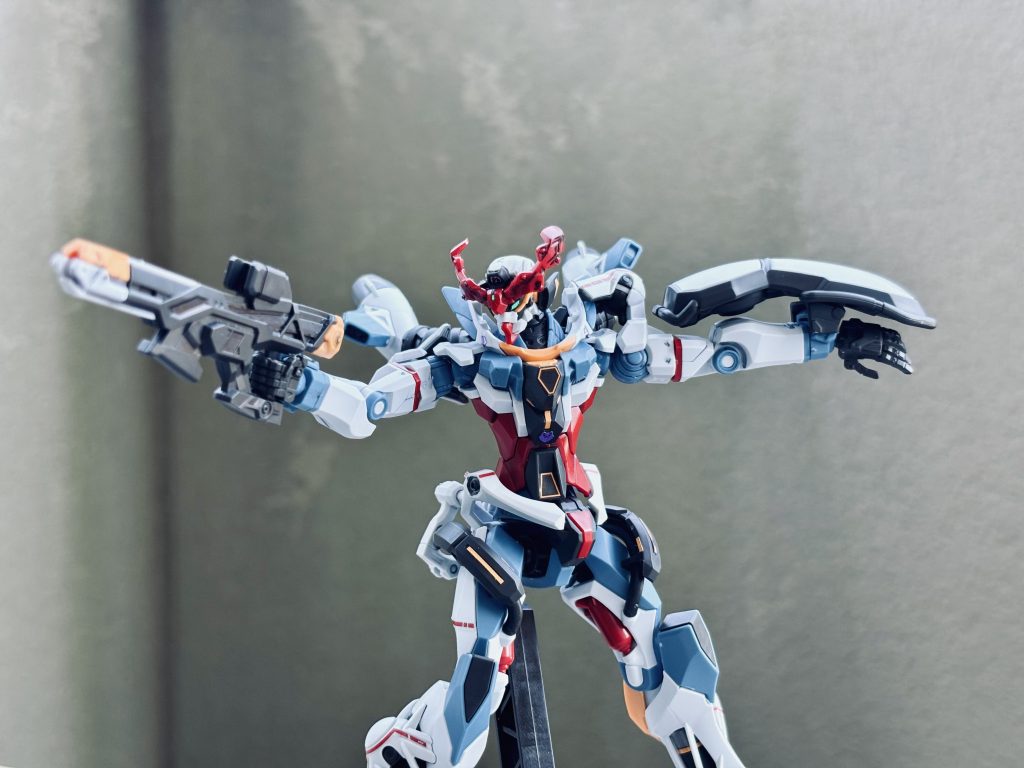 HG 1/144 GQuuuuuuX–2枚目/制作者：mal__tese